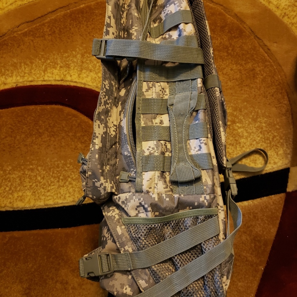 ACU Day Backpack - Picture 3 of 7